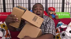 Lamarr Wilson Unboxes the Majora's Mask New 3DS XL